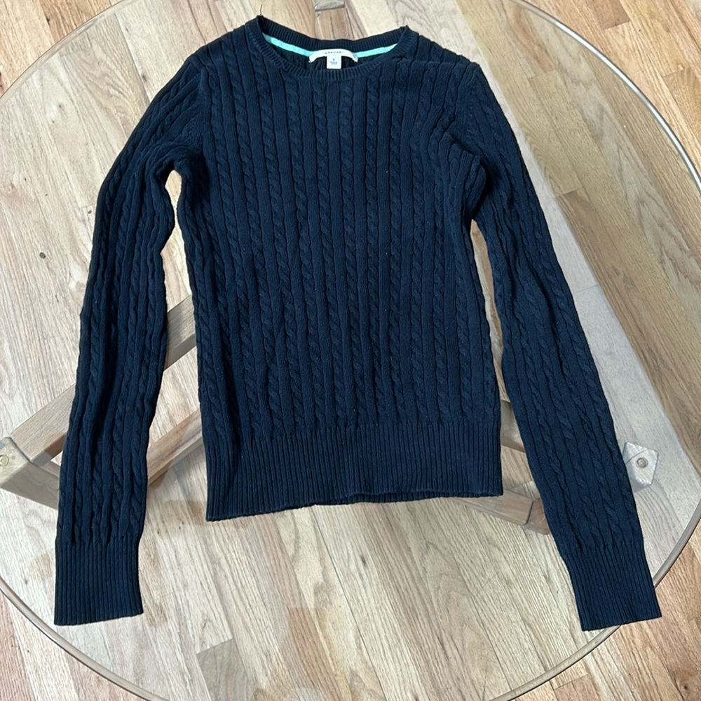 Small black sweater
